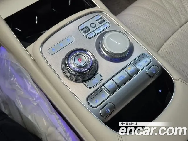 Genesis G90 Бензин 3.5 турбо AWD — Фото автомобиля 8