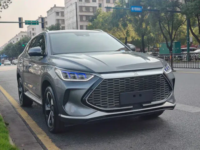 BYD Song PLUS — Фото автомобиля 3