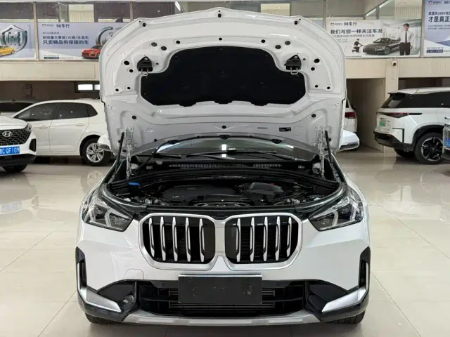 BMW X1 — Фото автомобиля 7