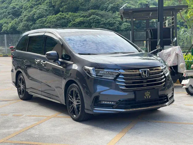 Honda Odyssey — Фото автомобиля 2