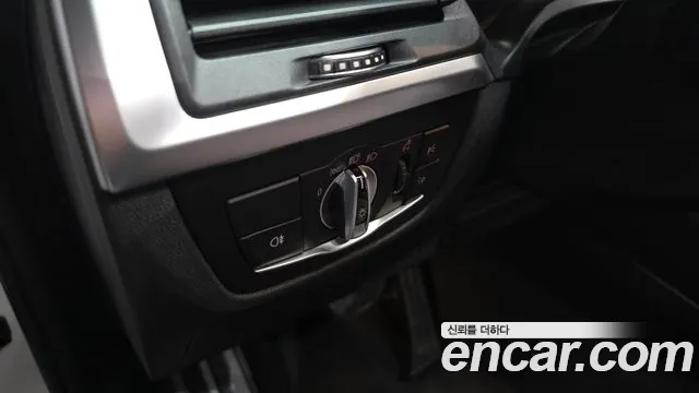 BMW X4 xDrive20i M Sport Pro — Фото автомобиля 25