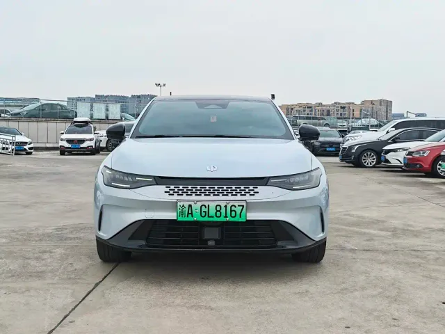 Leapmotor C01 — Фото автомобиля 2