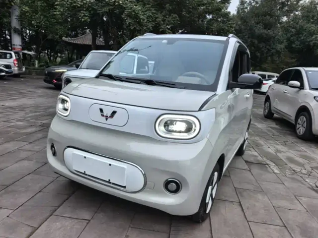 Фотография автомобиля — Wuling Hongguang Mini EV