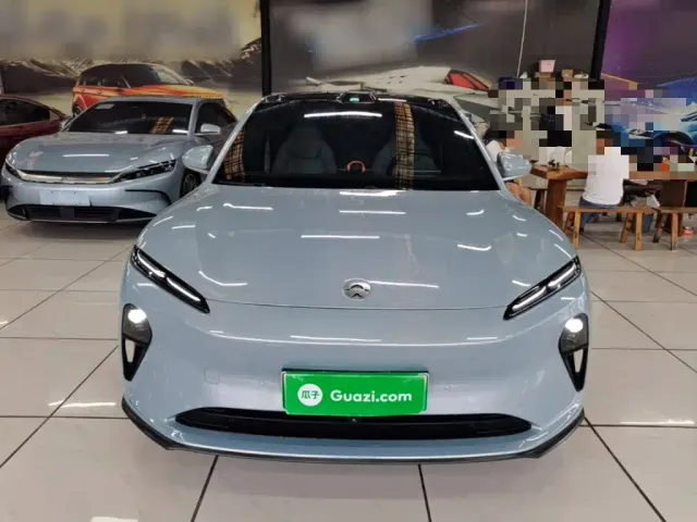 Nio ET5 Touring — Фото автомобиля 2