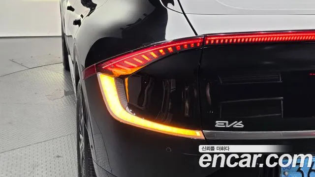 Kia EV6 — Фото автомобиля 7