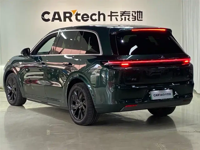 Li Auto L8 — Фото автомобиля 7