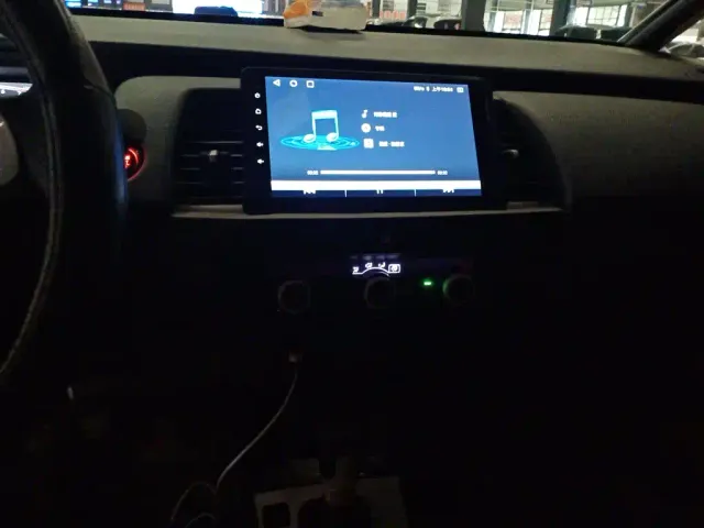Honda Fit — Фото автомобиля 12