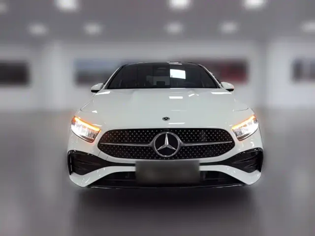Mercedes-Benz A-Class — Фото автомобиля 4