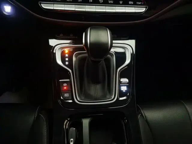 GAC Trumpchi M6 — Фото автомобиля 10