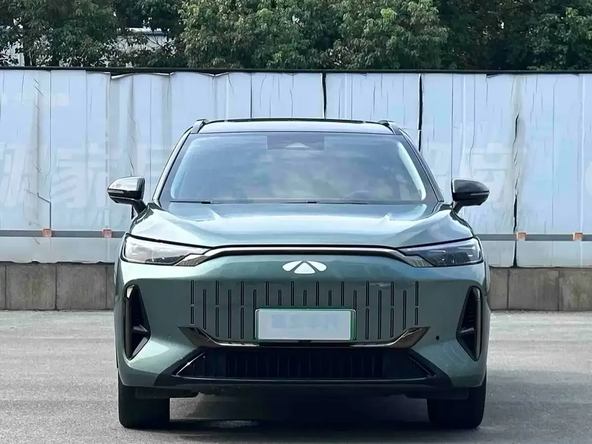 Chery Fengyun Fengyun T10 2024 210 Luxury Edition — Фото автомобиля 2