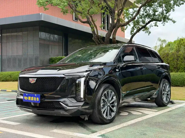 Фотография автомобиля — Cadillac XT5