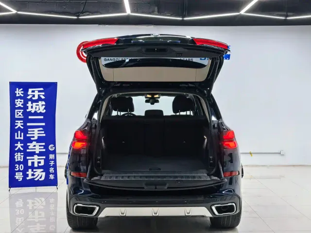 BMW X5 — Фото автомобиля 22