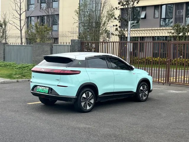 Xpeng G3 — Фото автомобиля 4