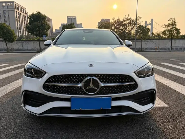 Mercedes-Benz C-Class — Фото автомобиля 4