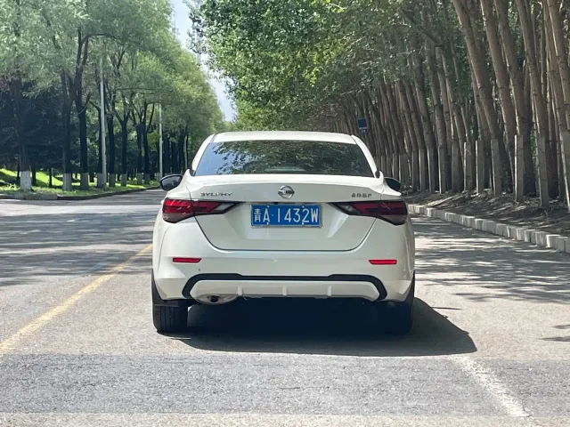 Nissan Sylphy — Фото автомобиля 5