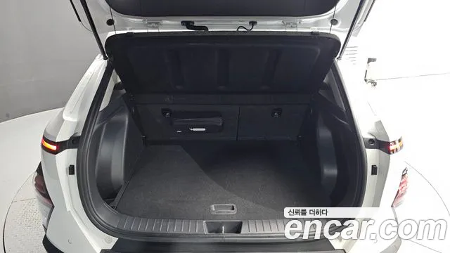 Hyundai Kona Kona (SX2) Бензин 2.0 2WD — Фото автомобиля 19