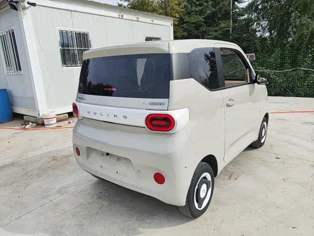 Wuling Hongguang Mini EV — Фото автомобиля 6