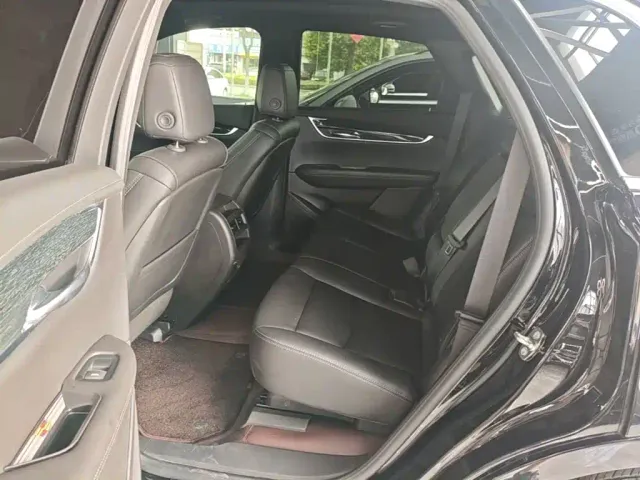 Cadillac XT5 — Фото автомобиля 16