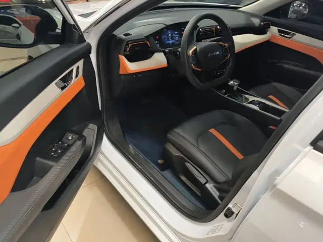 Dongfeng Aeolus Yixuan 2023 Mach Edition 1.5L Automatic Chase Edition — Фото автомобиля 11