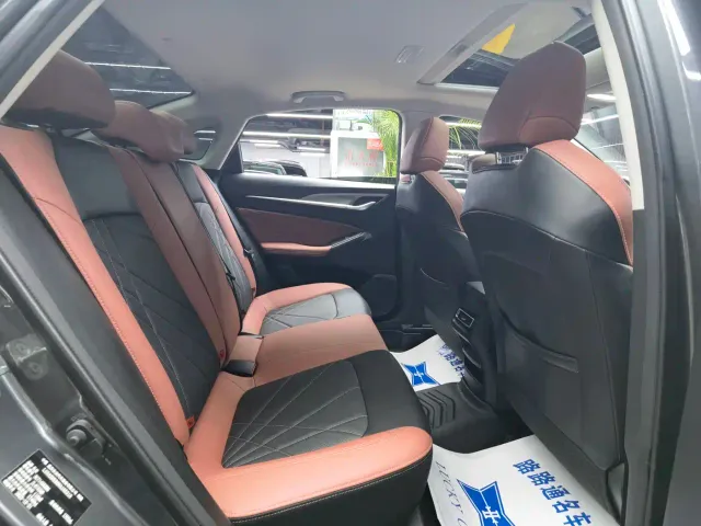 Changan Eado — Фото автомобиля 9