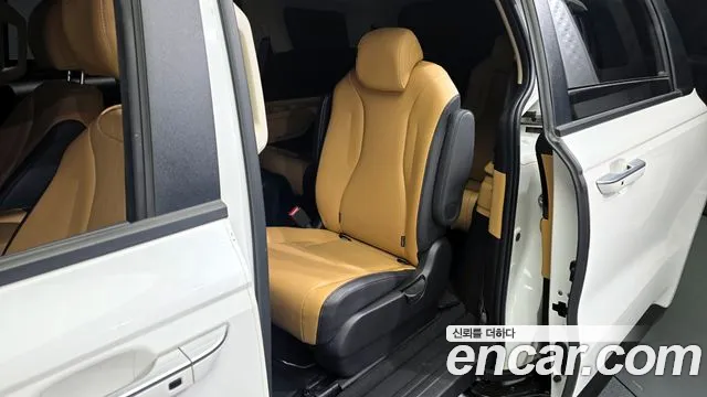 Kia Canival Carnival 4 поколение 9 мест Prestige — Фото автомобиля 11