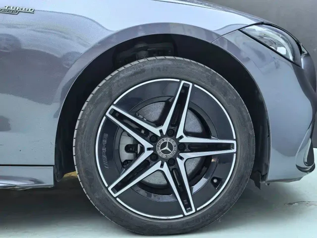 Mercedes-Benz C-Class — Фото автомобиля 28