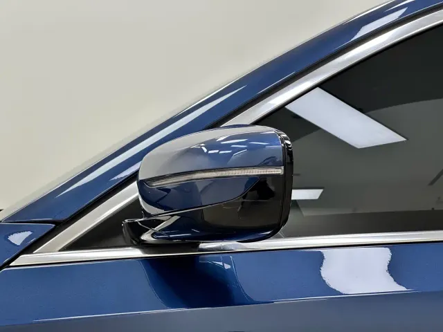 BMW 5 Series — Фото автомобиля 8