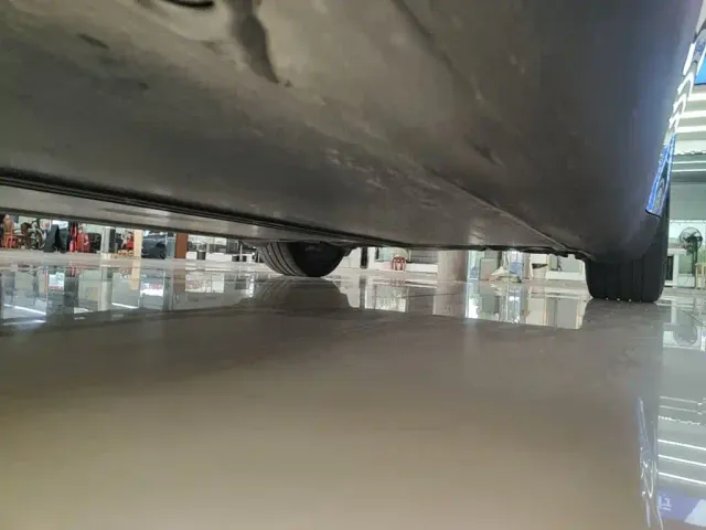 Tesla Model Y — Фото автомобиля 21