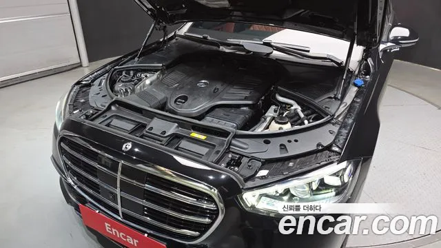 Mercedes-Benz S-Class W223 — Фото автомобиля 9