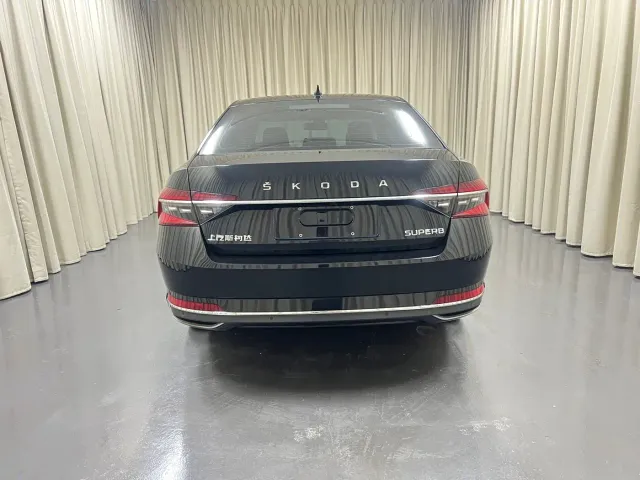 Skoda Superb — Фото автомобиля 5