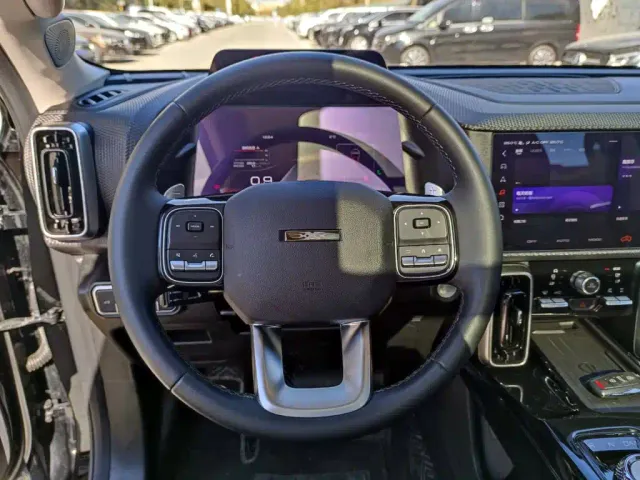 Haval Big Dog — Фото автомобиля 12