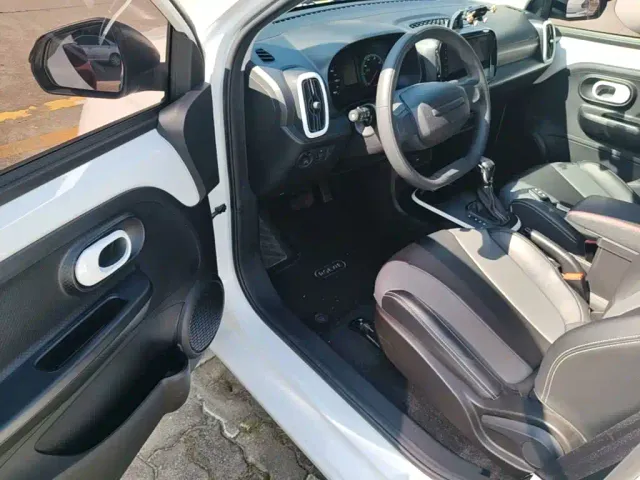 Roewe Clever — Фото автомобиля 15