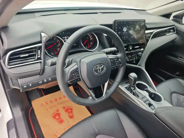 Toyota Camry — Фото автомобиля 14