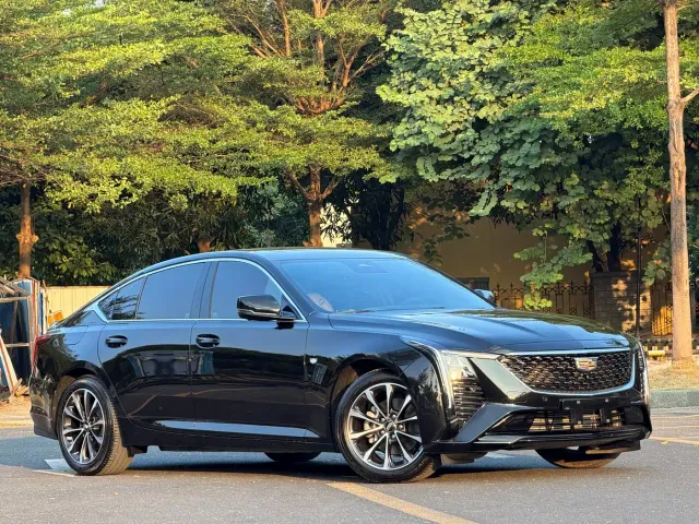 Cadillac CT5 — Фото автомобиля 2