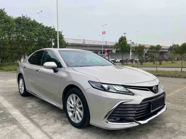 Toyota Camry — Фото автомобиля 3