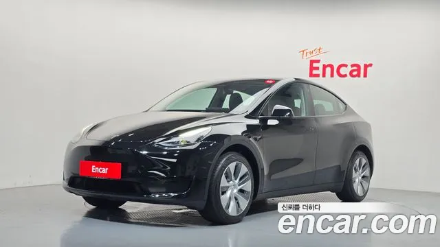 Фотография автомобиля — Tesla Model Y