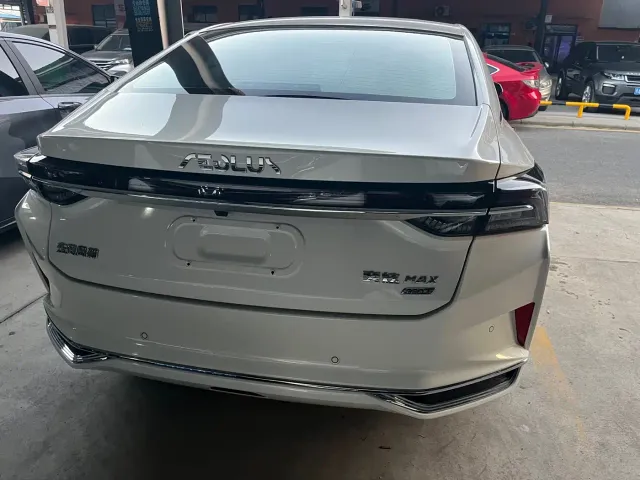 Dongfeng Yixuan MAX — Фото автомобиля 7