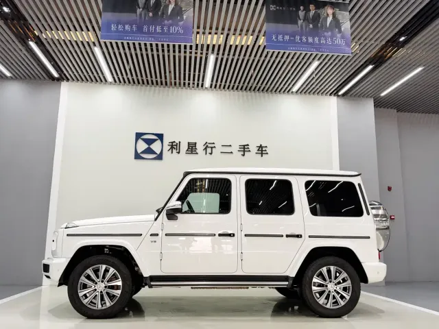 Mercedes-Benz G-Class — Фото автомобиля 2