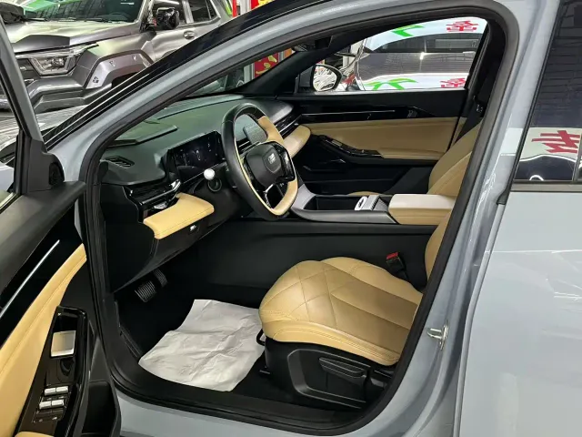 Geely Galaxy L6 — Фото автомобиля 7