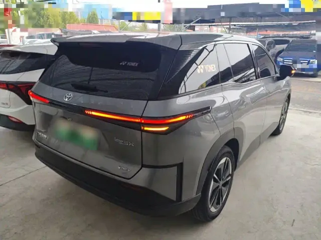 Toyota BoZhi 3X — Фото автомобиля 6