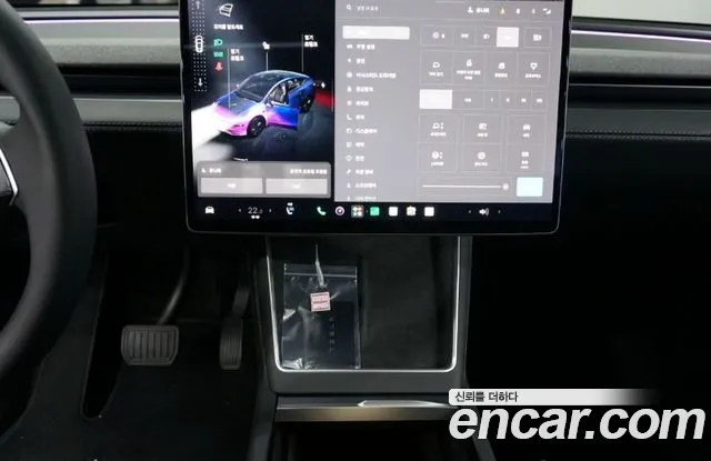 Tesla Model Y — Фото автомобиля 15