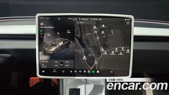 Tesla Model 3 — Фото автомобиля 14