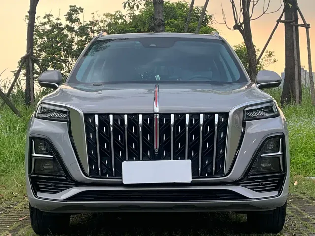 Hongqi HS5 — Фото автомобиля 2