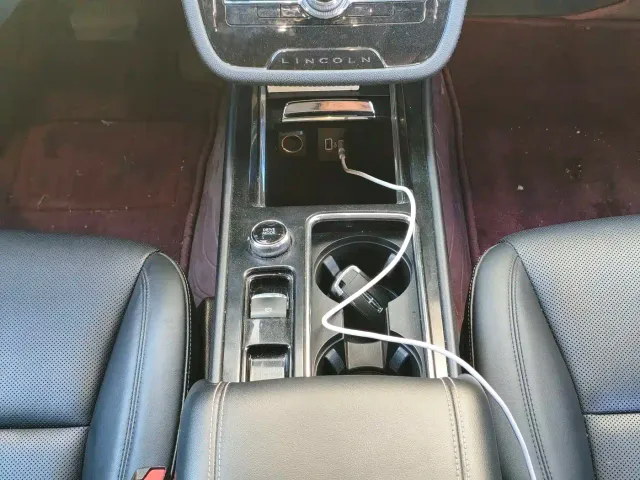 Lincoln Corsair — Фото автомобиля 14