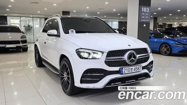 Mercedes-Benz GLE-Class — Фото автомобиля 4