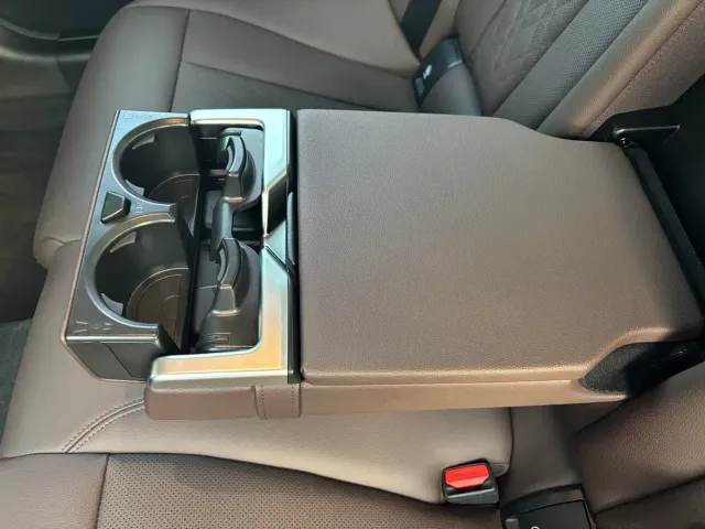 BMW 3 Series — Фото автомобиля 7