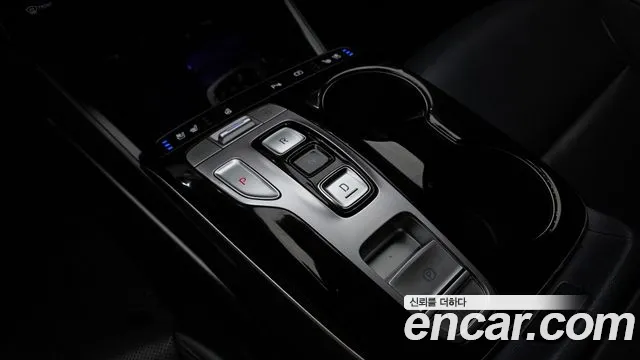 Hyundai Tucson Tucson (NX4) Бензин 1.6 турбо 2WD — Фото автомобиля 8