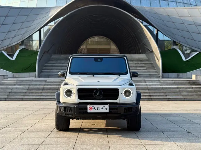 Mercedes-Benz G-Class — Фото автомобиля 3