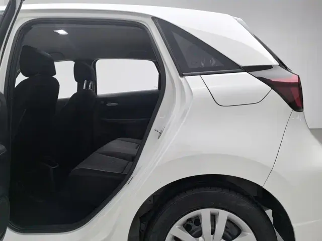 Honda Fit — Фото автомобиля 15