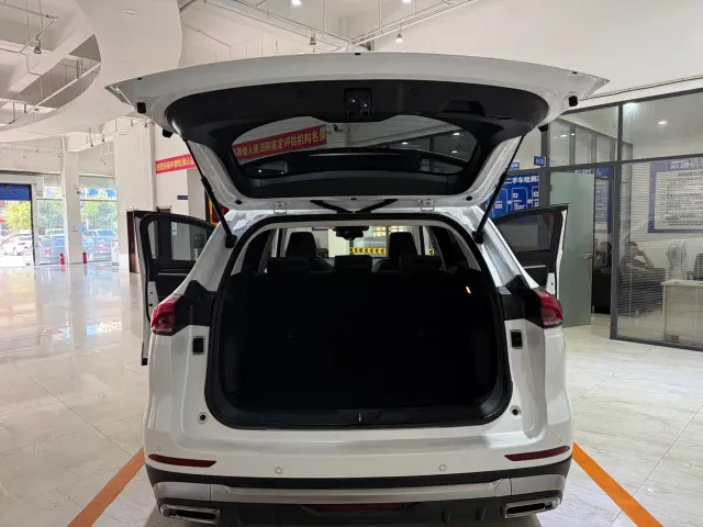 Haval H6 — Фото автомобиля 11